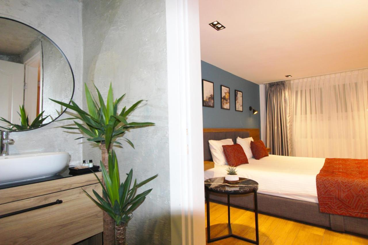 Besiktas Konuk Evi Hotel อิสตันบูล ภายนอก รูปภาพ