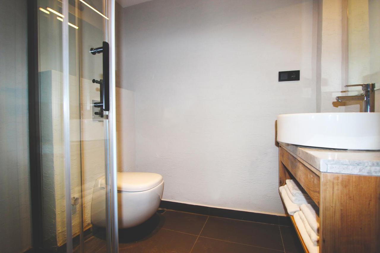 Besiktas Konuk Evi Hotel อิสตันบูล ภายนอก รูปภาพ
