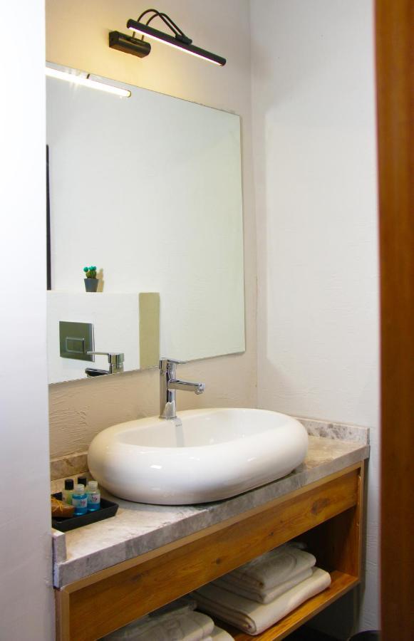 Besiktas Konuk Evi Hotel อิสตันบูล ภายนอก รูปภาพ