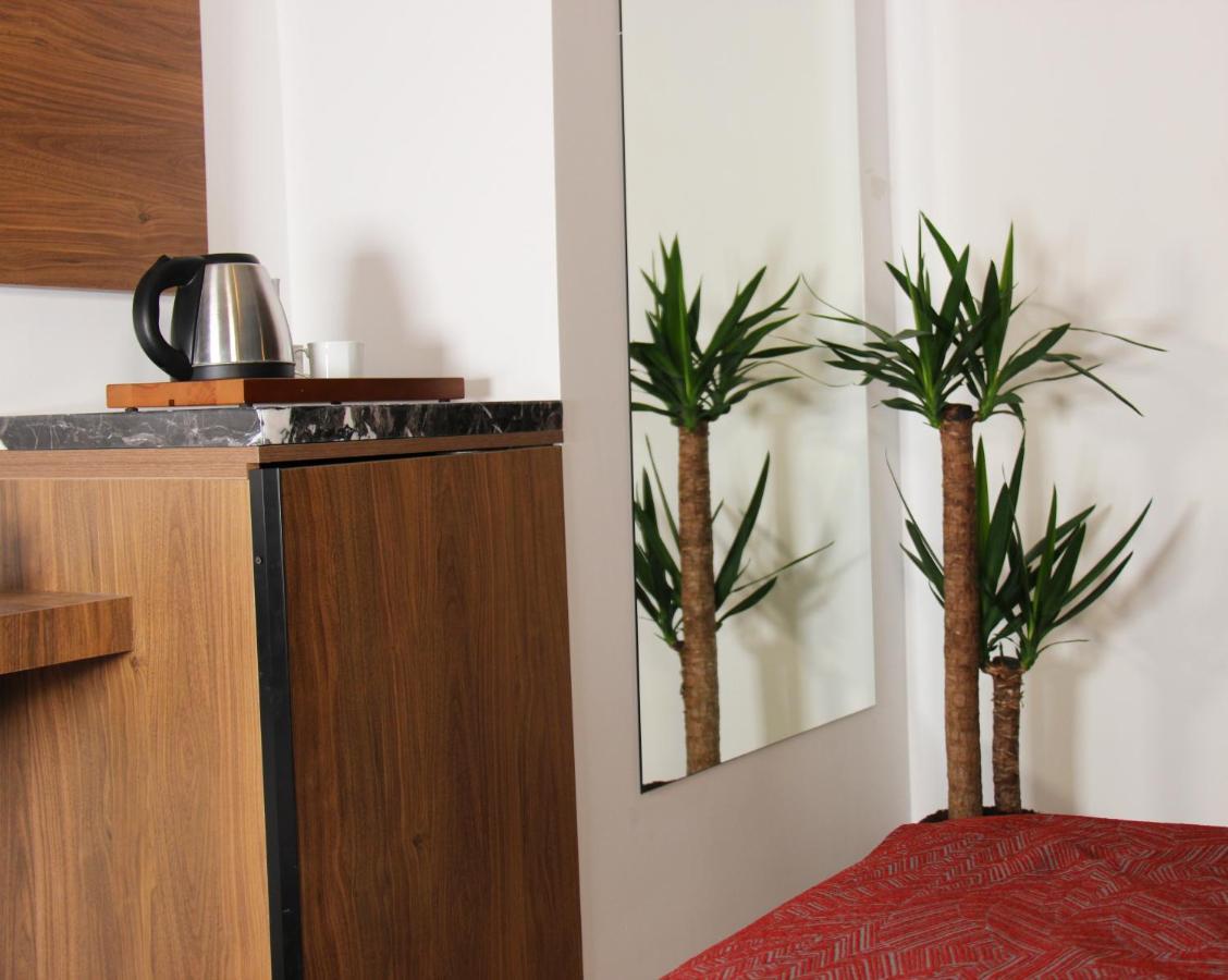 Besiktas Konuk Evi Hotel อิสตันบูล ภายนอก รูปภาพ