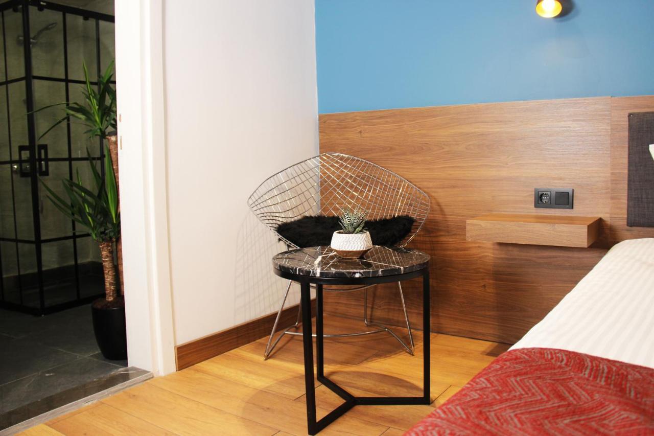 Besiktas Konuk Evi Hotel อิสตันบูล ภายนอก รูปภาพ